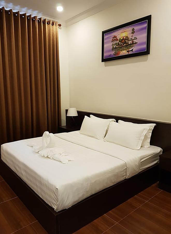 Apple Hotel Two - Near Phnom Penh Airport Extérieur photo