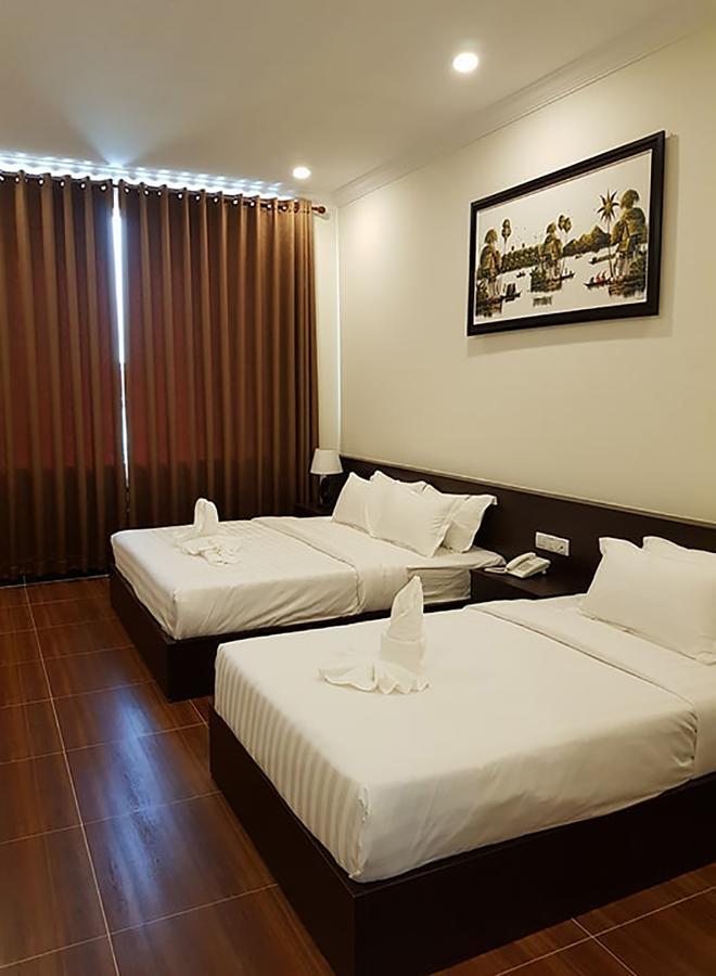 Apple Hotel Two - Near Phnom Penh Airport Extérieur photo