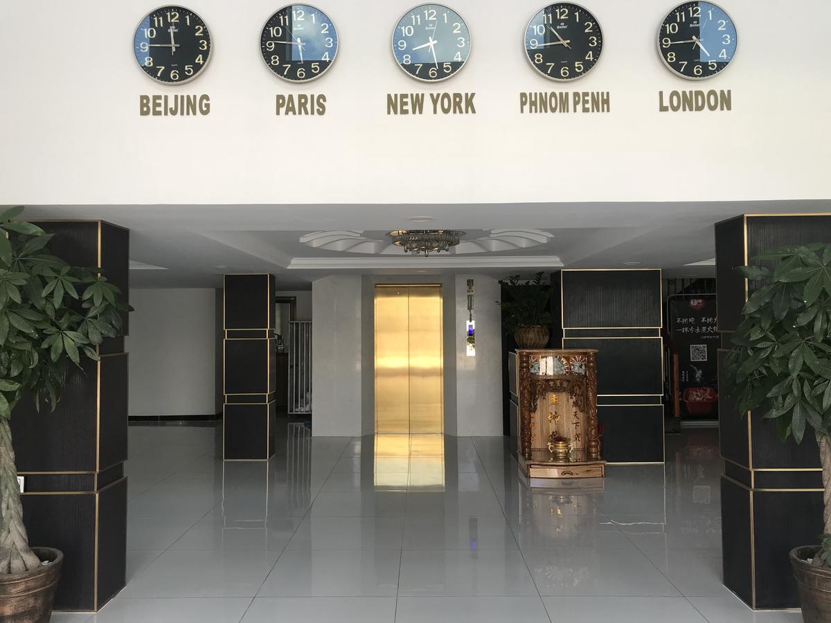 Apple Hotel Two - Near Phnom Penh Airport Extérieur photo